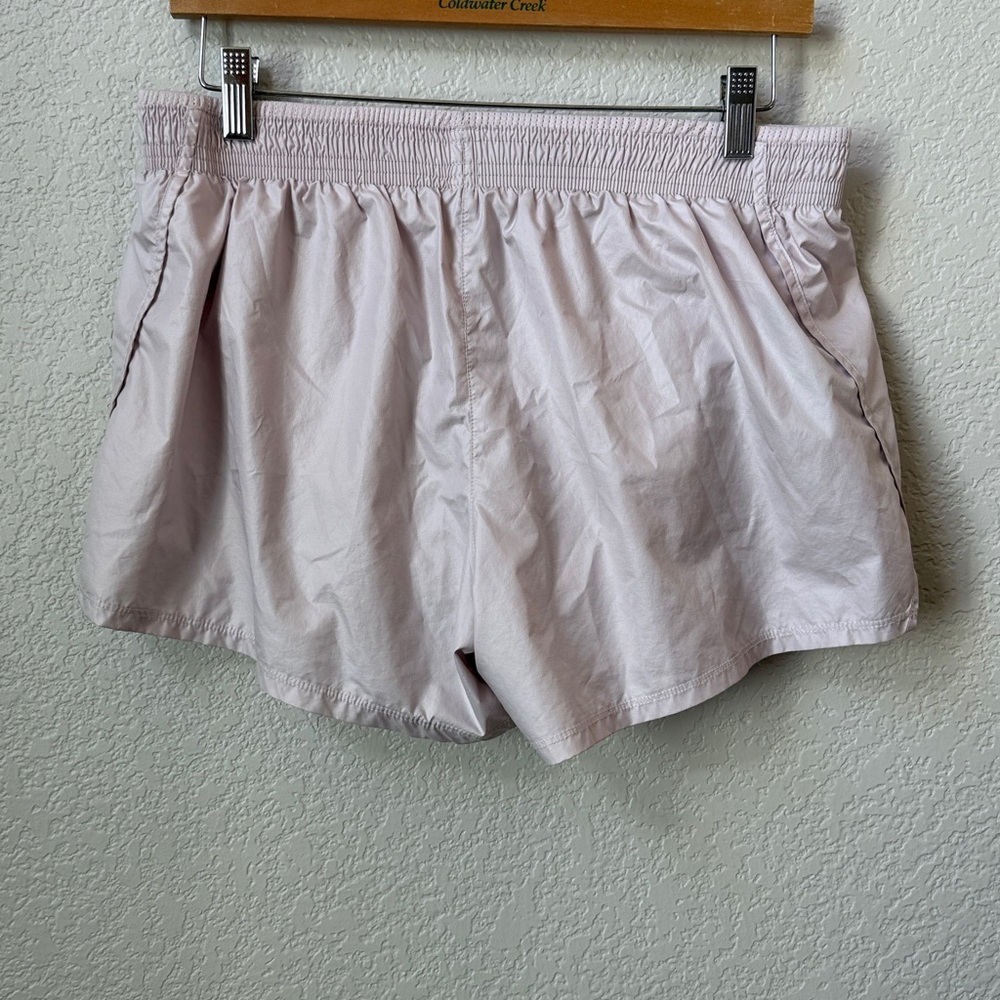 Nike Running Shorts Blush Pink Size Large - Picture 6 of 9